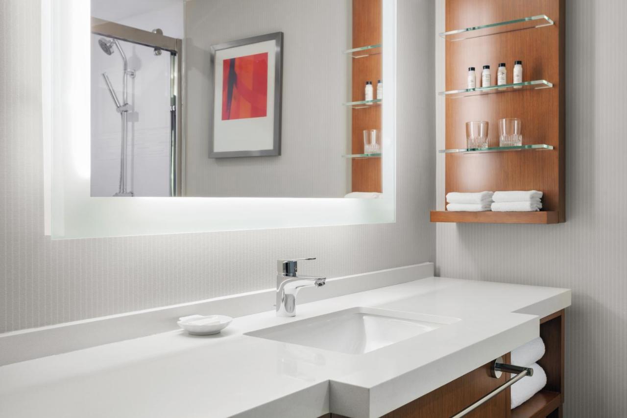 Delta Hotels By Marriott Indianapolis Airport Eksteriør bilde